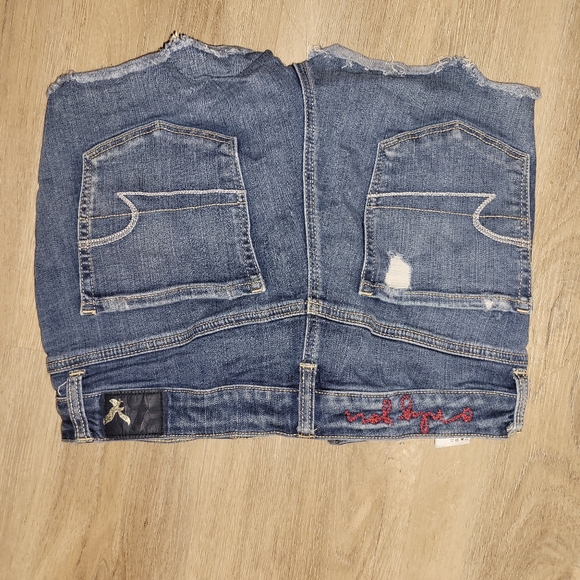 Shorts - Picture 2 of 2